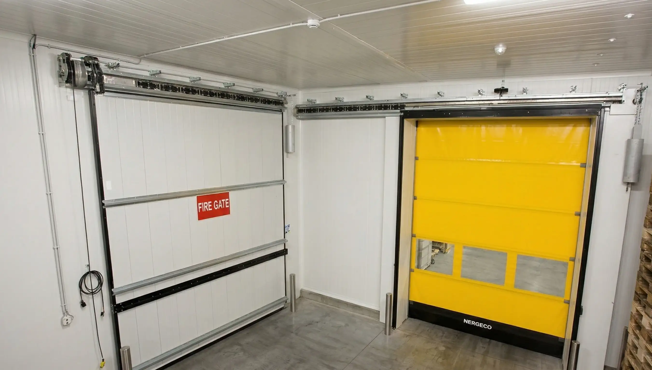 Porte de garage enroulable motorisée à Montpellier